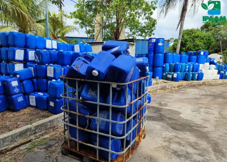 Empresa de produtos químicos é multada em mais de R$ 100 mil por operar sem licença em Manaus Empresa de produtos químicos é multada em mais de R$ 100 mil por operar sem licença em Manaus