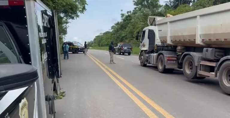 Corpo de homem é encontrado próximo a ramal na BR-174 Corpo de homem é encontrado próximo a ramal na BR-174