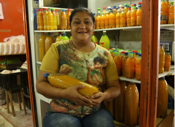 Dona Ivete, tacacazeira