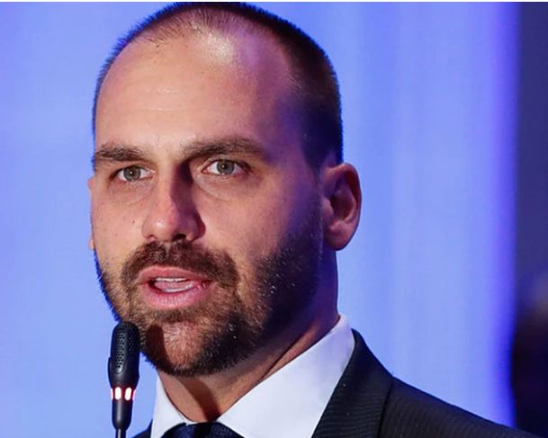 Pedido de cassação do mandato de Eduardo Bolsonaro é arquivado por Conselho de Ética da Câmara Pedido de cassação do mandato de Eduardo Bolsonaro é arquivado por Conselho de Ética da Câmara