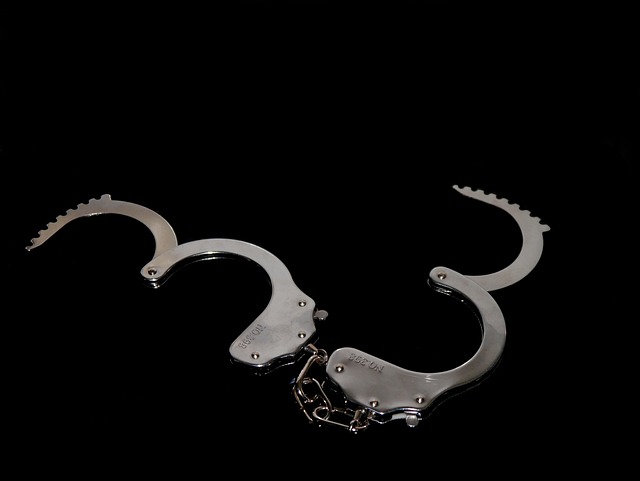 Tráfico de drogas, roubo e mais: homem de 20 anos com extensa ficha criminal é preso em Manaus