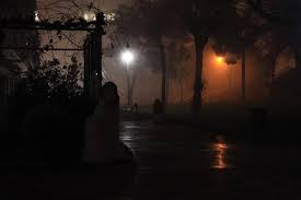 Entre sombras e silêncios: conheça os bastidores assustadores da rotina do guarda-noturno Entre sombras e silêncios: conheça os bastidores assustadores da rotina do guarda-noturno