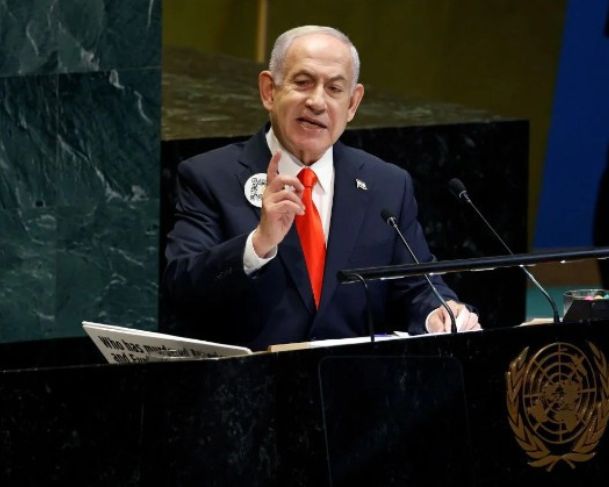Netanyahu viola cessar-fogo e retoma ataques contra o Hamas na Faixa de Gaza Netanyahu viola cessar-fogo e retoma ataques contra o Hamas na Faixa de Gaza