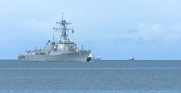 Navio de guerra dos EUA chega a Trinidad e Tobago Navio de guerra dos EUA chega a Trinidad e Tobago