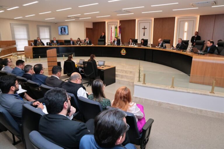 Contas da Câmara de Beruri são reprovadas e gestor terá de devolver R$ 39,4 mil ao Tesouro Contas da Câmara de Beruri são reprovadas e gestor terá de devolver R$ 39,4 mil ao Tesouro