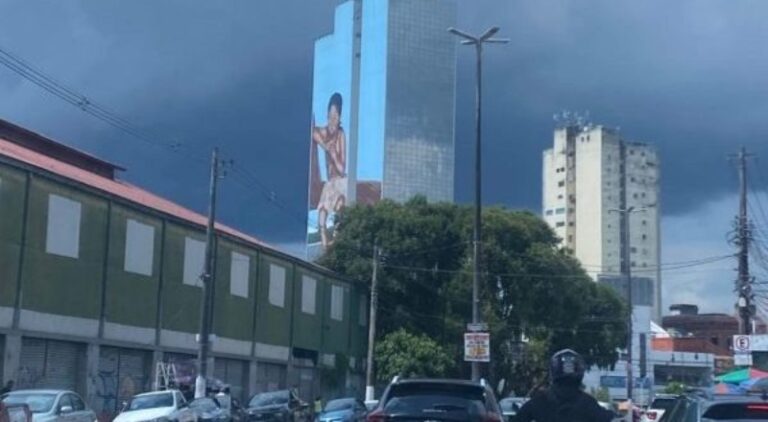 Cinco ocorrências são registradas durante forte chuva em Manaus