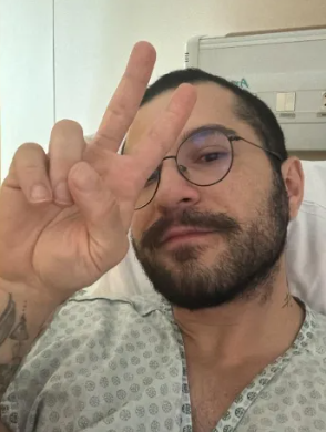 Professor contrai superbactéria ao se cortar em depilação: “Quase morri”