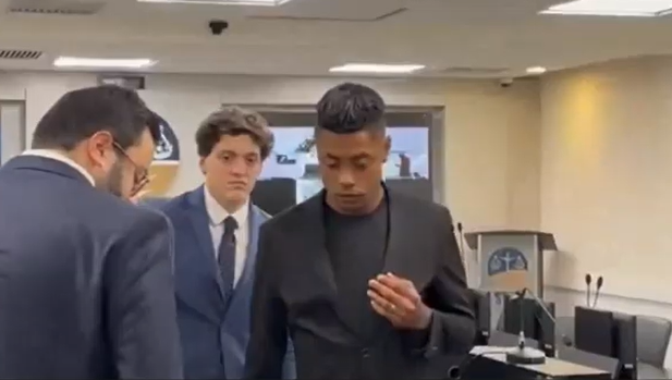 STJD julga Bruno Henrique e pode tirá-lo da reta final do Brasileirão