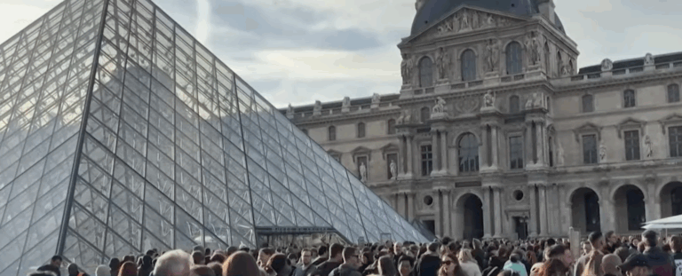 Museu do Louvre vai instalar 100 câmeras externas após roubo de joias