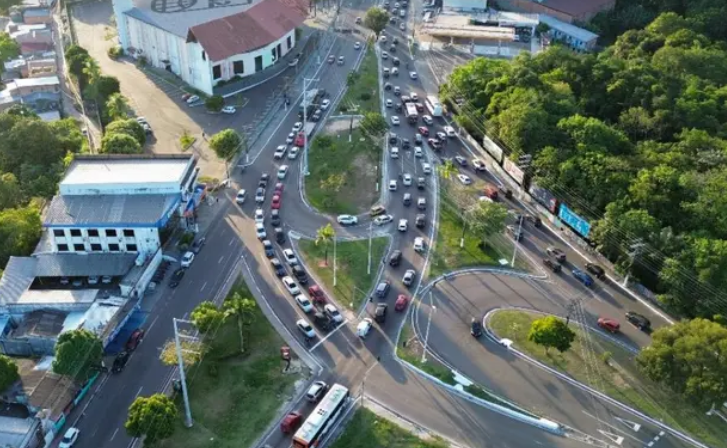 Prefeito de Manaus assina ordem de serviço para a construção do viaduto “Passarão”