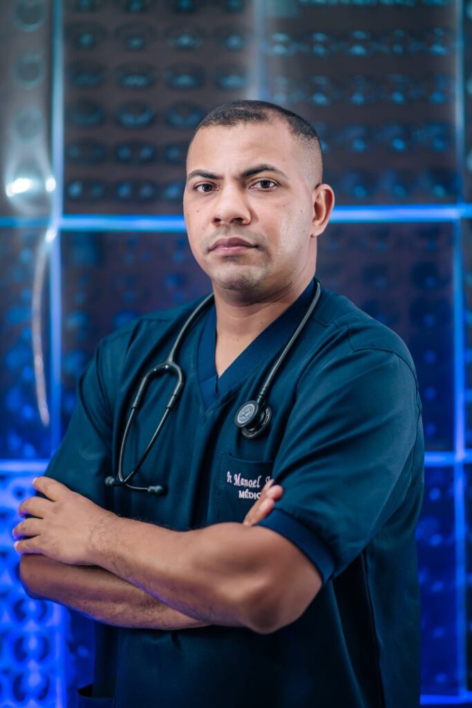 Dr. Manoel Mecias, clínico geral