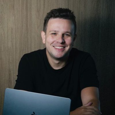 Rafael Milagre, criador do Viver de IA, estará no Amazon IA Summit 2025