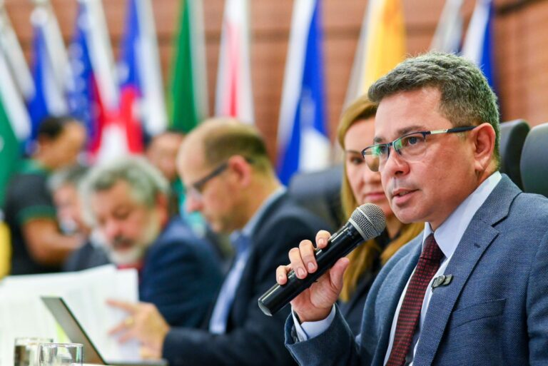 Tadeu de Souza diz que Zona Franca é “solução para o Brasil” e prevê novo recorde de faturamento em 2025