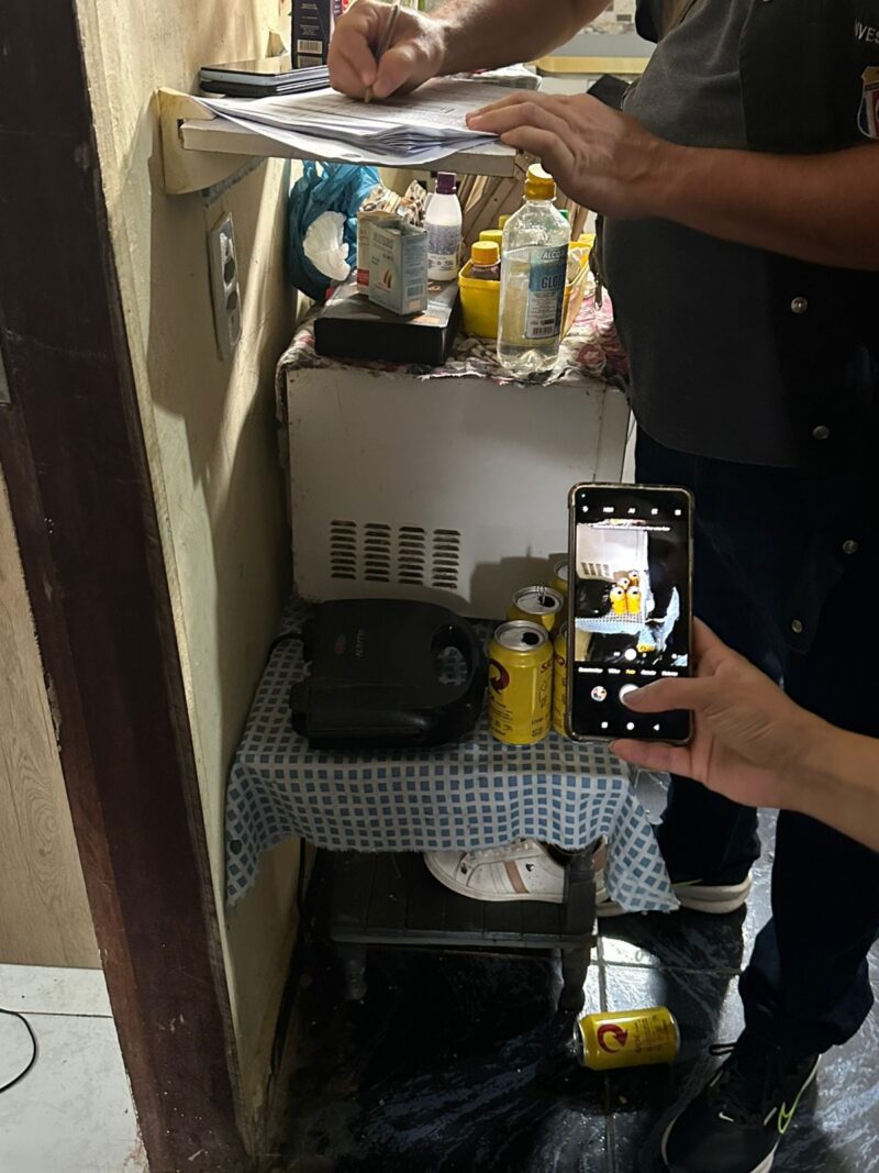 Pai vendia vídeos de estupros da própria filha nas redes sociais; madrasta ajudava