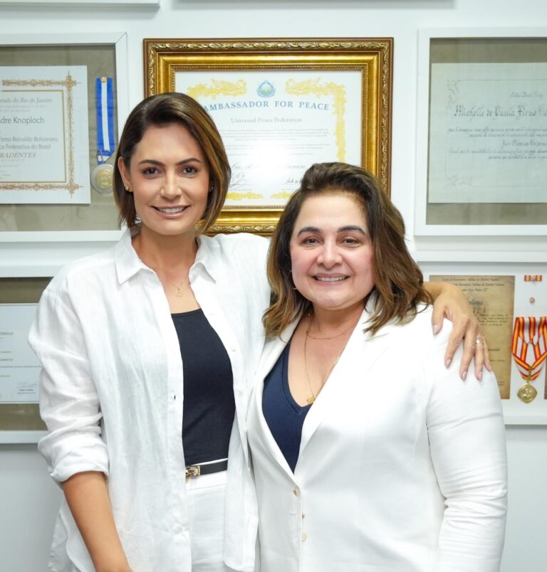 Com Michelle Bolsonaro, Maria do Carmo fortalece palanque conservador no Amazonas