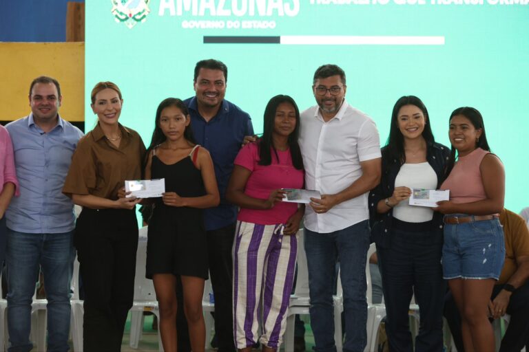 Wilson Lima cumpre mega agenda em Autazes com investimentos no setor primário, serviços e entregas