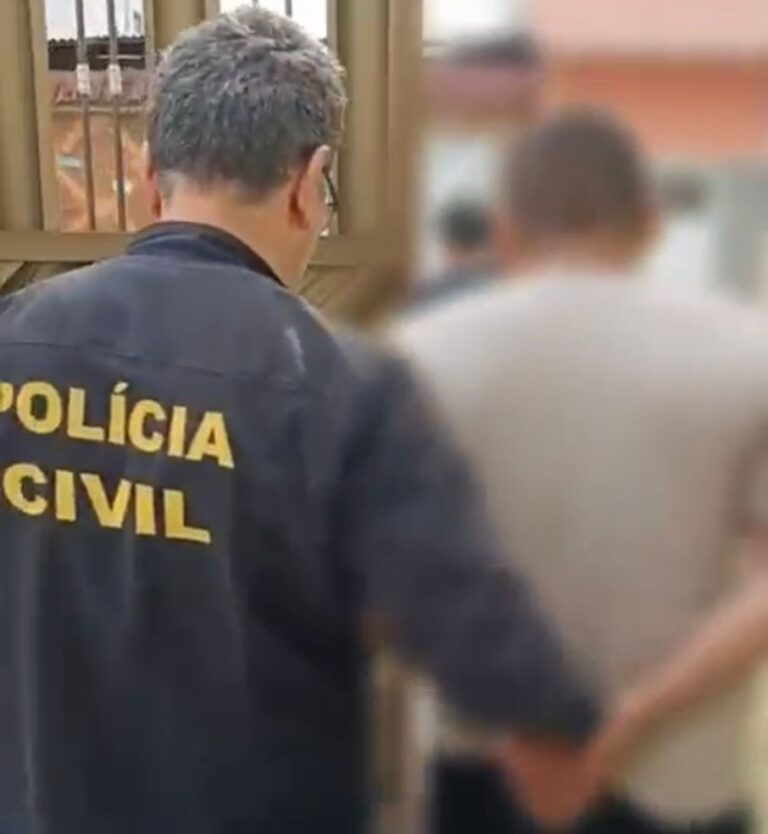 Pai é preso em Manaus por espancar filho de 13 anos com perna-manca e causar lesões nos rins