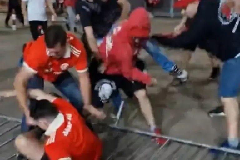 Briga de torcedores marca empate entre Internacional e Atlético-MG no Beira-Rio