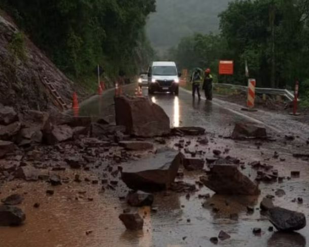 Tornado mobiliza governo a enviar ajuda a Rio Bonito do Iguaçu