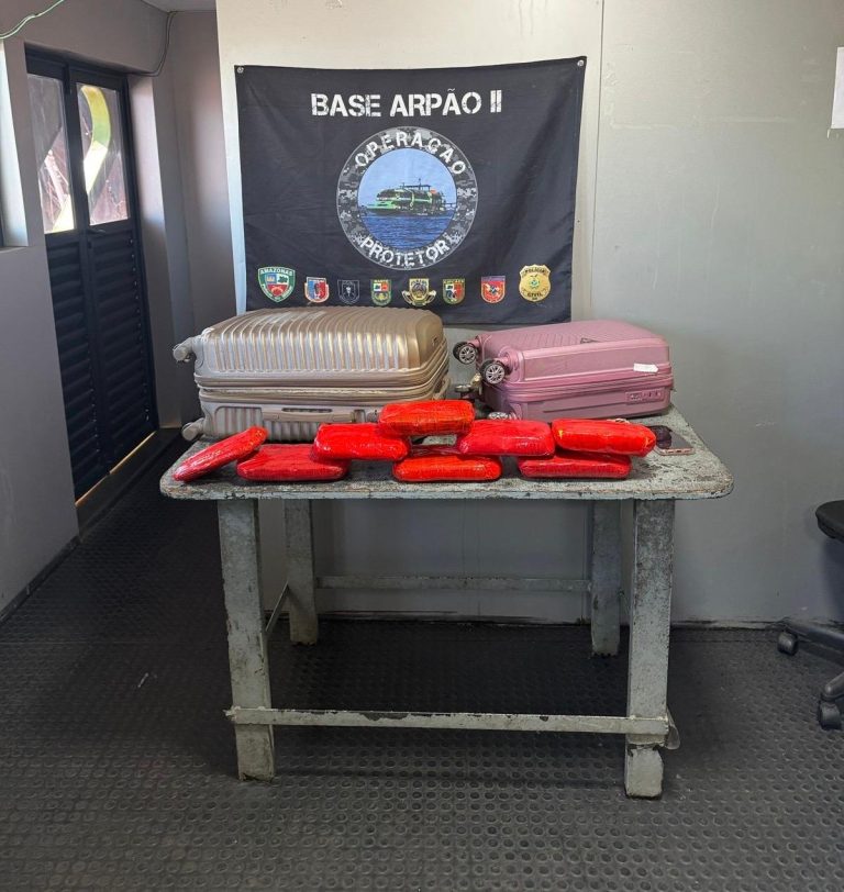 Mulher é presa com mais de R$ 450 mil em drogas em Coari