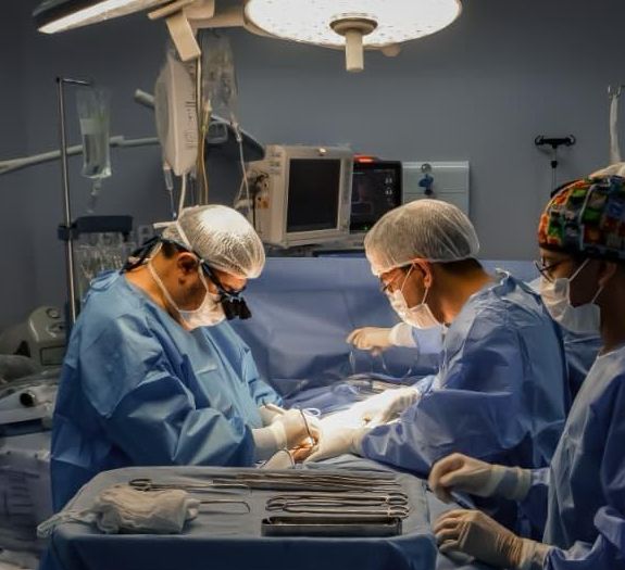 Hospital Delphina Aziz realiza cinco transplantes renais em menos de 24 horas