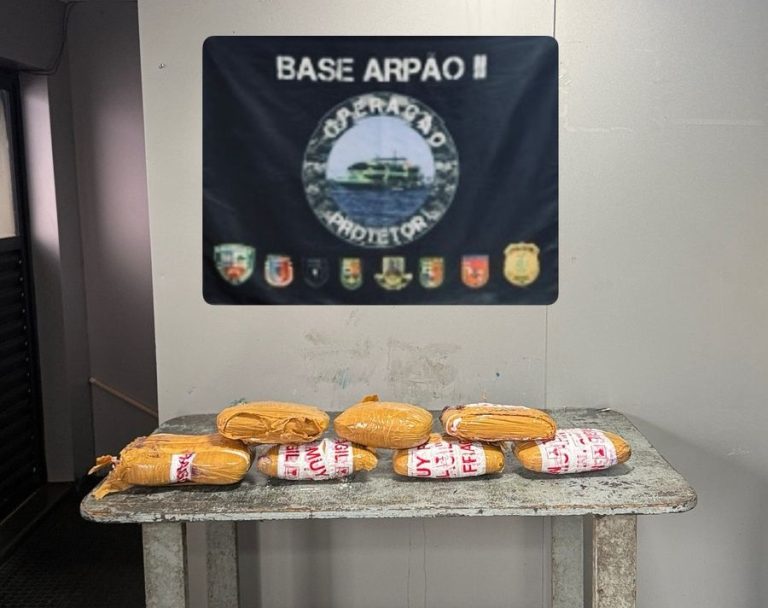 Colombiano é preso com cocaína durante viagem de barco em Coari