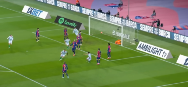 Barcelona vence Real Betis pelo Campeonato Espanhol em jogo com 8 gols Barcelona vence Real Betis pelo Campeonato Espanhol em jogo com 8 gols