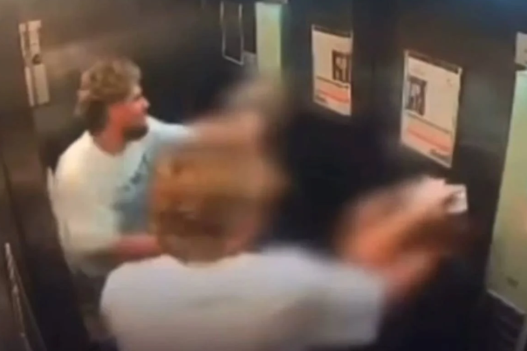 Vídeo mostra turista espancando namorada com socos em elevador no RJ