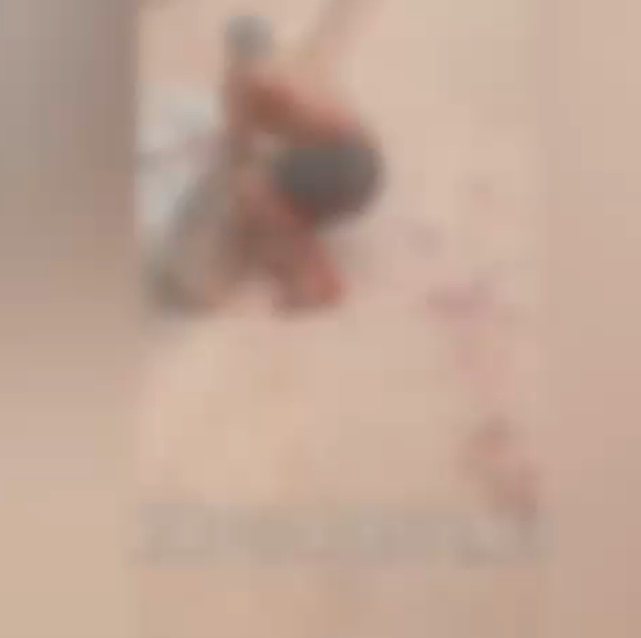 No Pará, homem é esfaqueando e caminha ensanguentado por rua antes de morrer