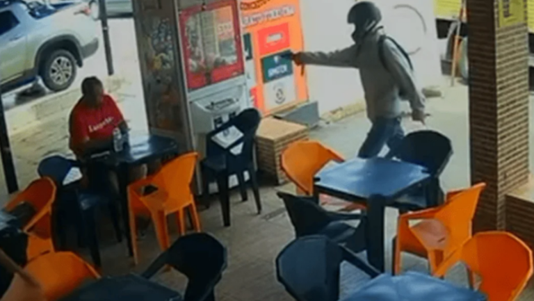 Comerciante é morto a tiros após atirador confundir o alvo no DF