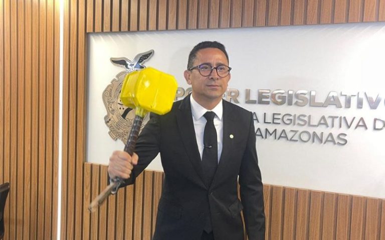 “Salazar deve ser preso, ele é um meliante, um traidor”, declara Daniel Almeida