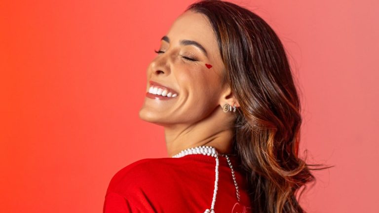 VÍDEO: Após ensaio do Boi Garantido, Marcela Lobo pode ser a próxima Sinhazinha da Fazenda