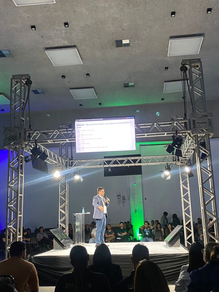 Amazon IA Summit 2025: Rodrigo Lima destaca inteligência artificial nas empresas