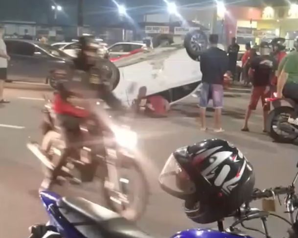 Grave acidente de trânsito no viaduto do Manoa; mulher morre com a cabeça esmagada