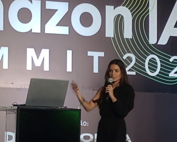 Thais Martan mostra, na prática, como as ferramentas de inteligência artificial podem ajudar no dia a dia de uma empresa