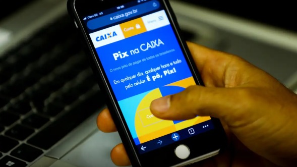 Pix alcança a marca de 300 milhões transações realizadas em 24 horas, diz Banco Central