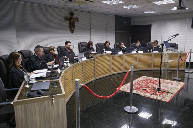 TRE-AM mantém condenação por fraude à cota de gênero em Manaquiri