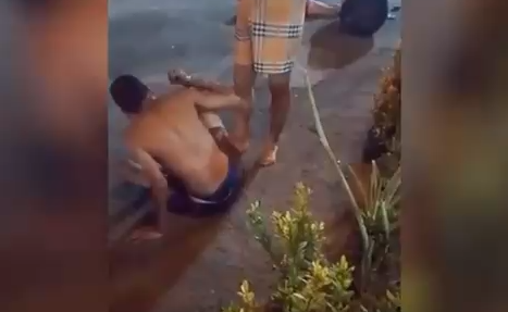 Mulher morre em atentado a tiros; criminosos miravam homem com tornozeleira