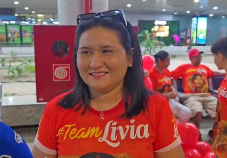 “Foi a escolha certa”, diz esposa de Lívia sobre desistência do Quarto Branco por R$ 50 mil no BBB 26