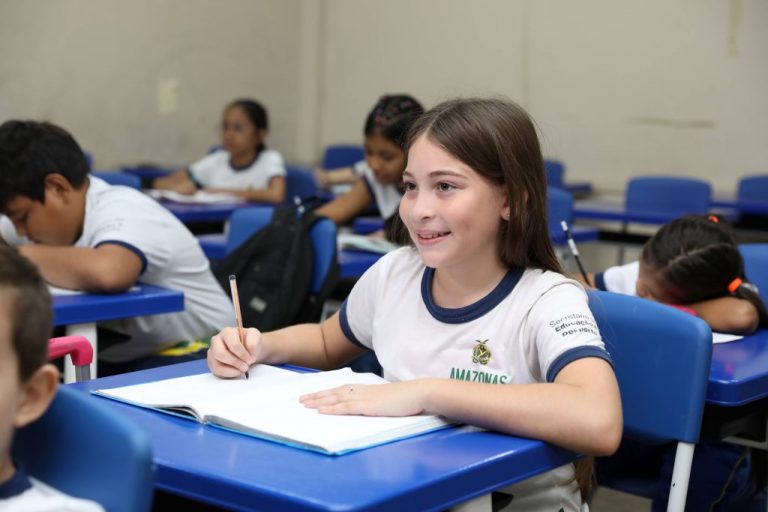 Ano letivo de 2026: Educação inicia reordenamento de estudantes