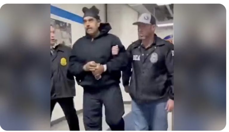 China pede que EUA soltem Maduro imediatamente