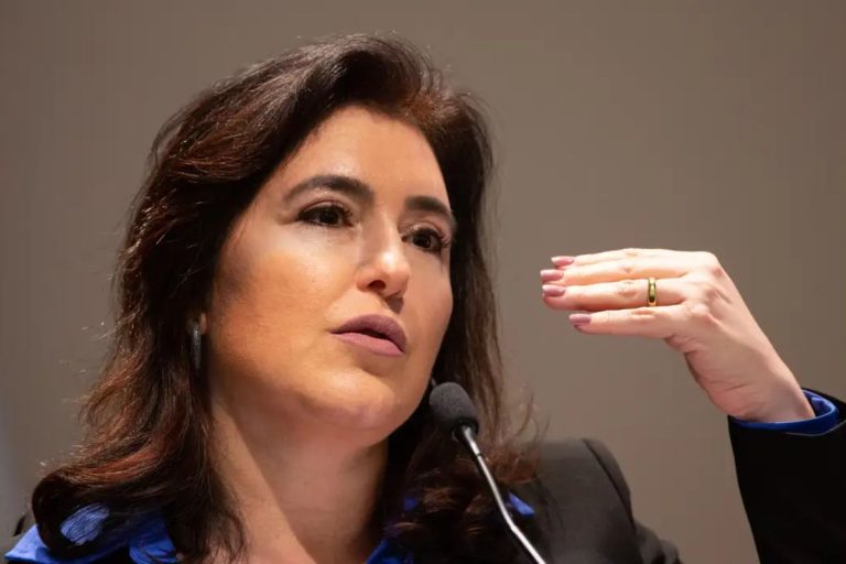 Simone Tebet confirma saída do governo para disputar eleições de 2026