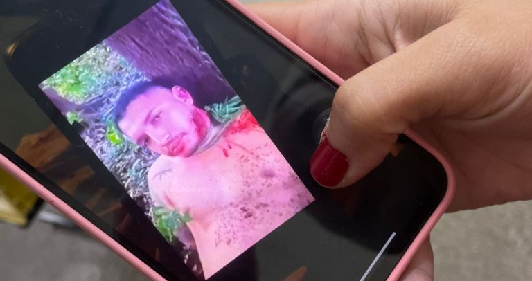 Criminosos deixam recado do Comando Vermelho sobre corpo de homem em Manaus