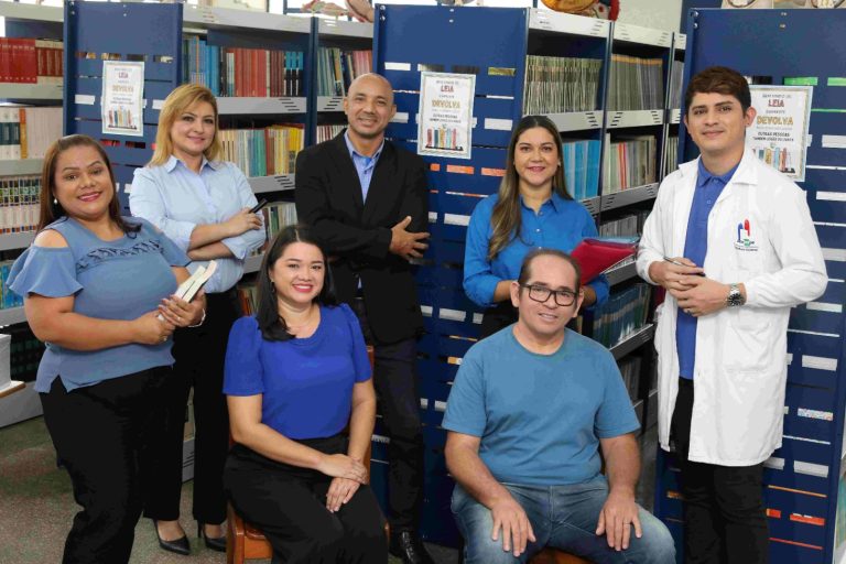 Mais Professores: programa seleciona docentes da rede estadual e oferece bolsa de R$ 2.100 no AM