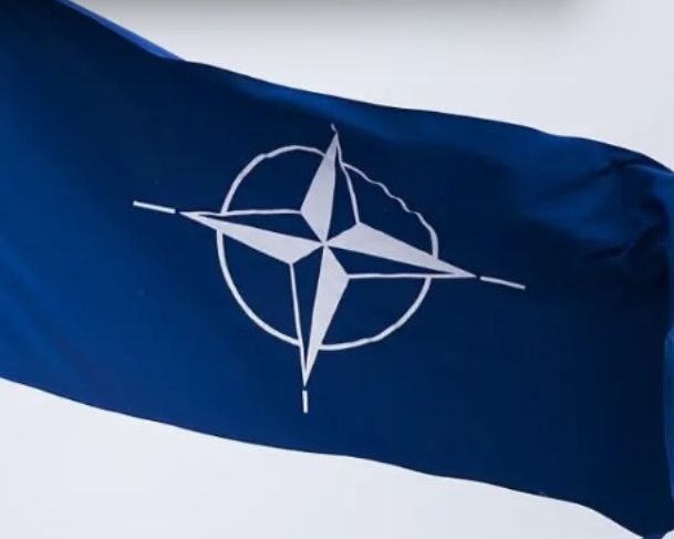 Groenlândia reage a ameaças dos EUA e promete reforço militar com a Otan