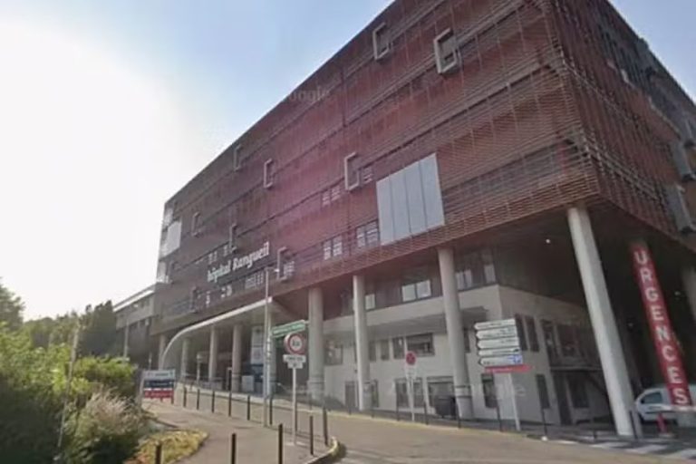 França: Homem é internado com projétil no reto e hospital aciona esquadrão anti-bombas