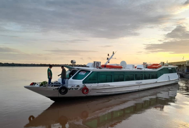 Destroços da lancha Lima de Abreu XV são encontrados; Bombeiros seguirão buscas no domingo (15)