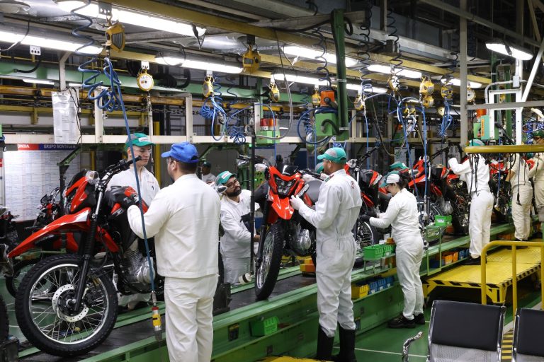 Moto Honda da Amazônia atinge a marca de 32 milhões de motocicletas produzidas em Manaus