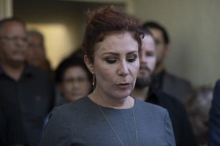 Justiça italiana rejeita pedido da defesa de Zambelli para troca de juízes em processo de extradição