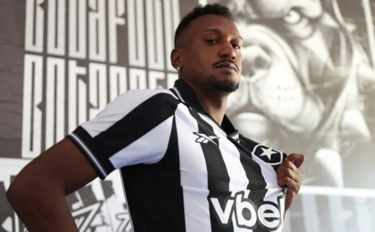Botafogo anuncia a contratação do volante Edenílson
